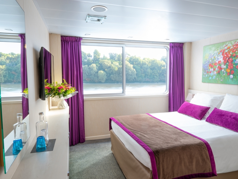 Middle Deck 1 Double Bed - Cat. A